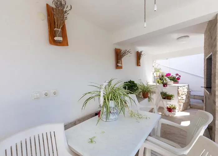 Apartment Strandhaus Vesna Wg 1 *